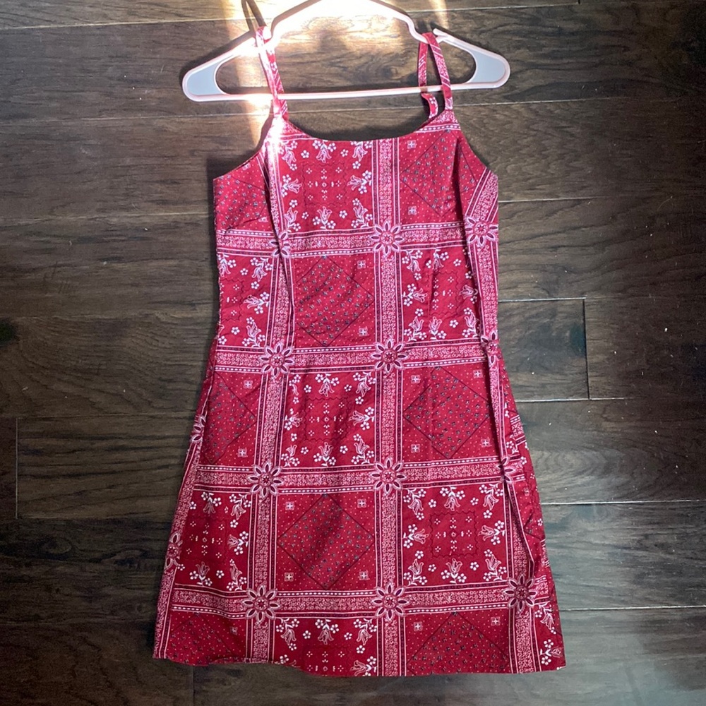 ❤️ Bandana print mini dress EUC perfect 🇺🇸 4th of July dress 💙❣️